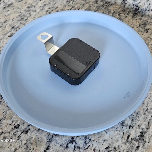 VERY RARE VINTAGE WEDGWOOD ENGLAND JASPERWARE BLUE WHITE ROUND WALL OFFICE CLOCK - Picture 12 of 15